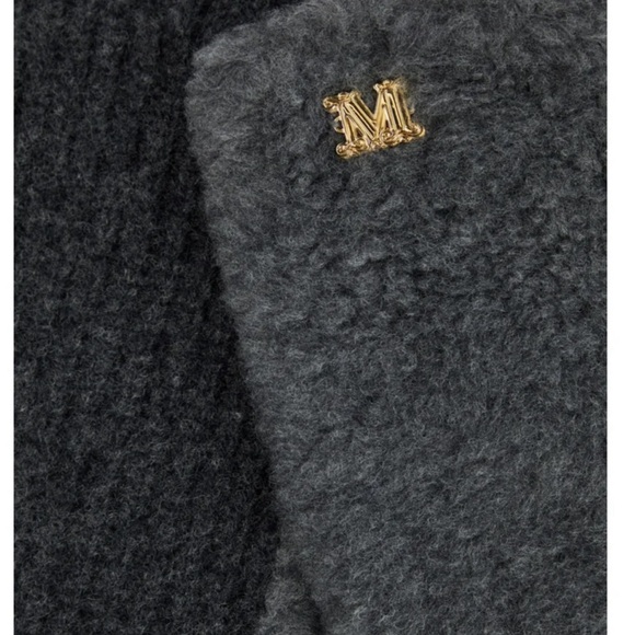 Max Mara Label-cut Manny Gloves with M Logo Size: OS Fall/Winter Gray - Picture 5 of 7